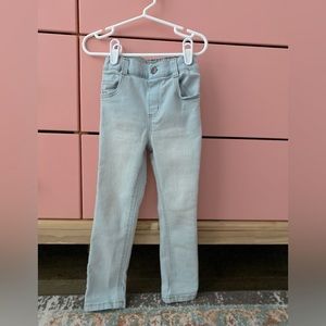 Light wash toddler jeans